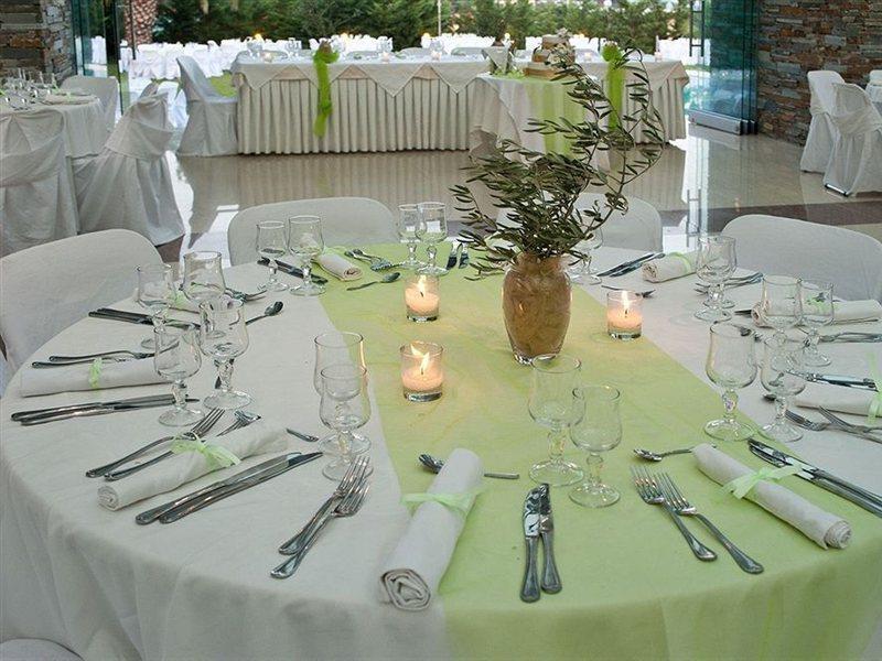 Parnis Palace 4*