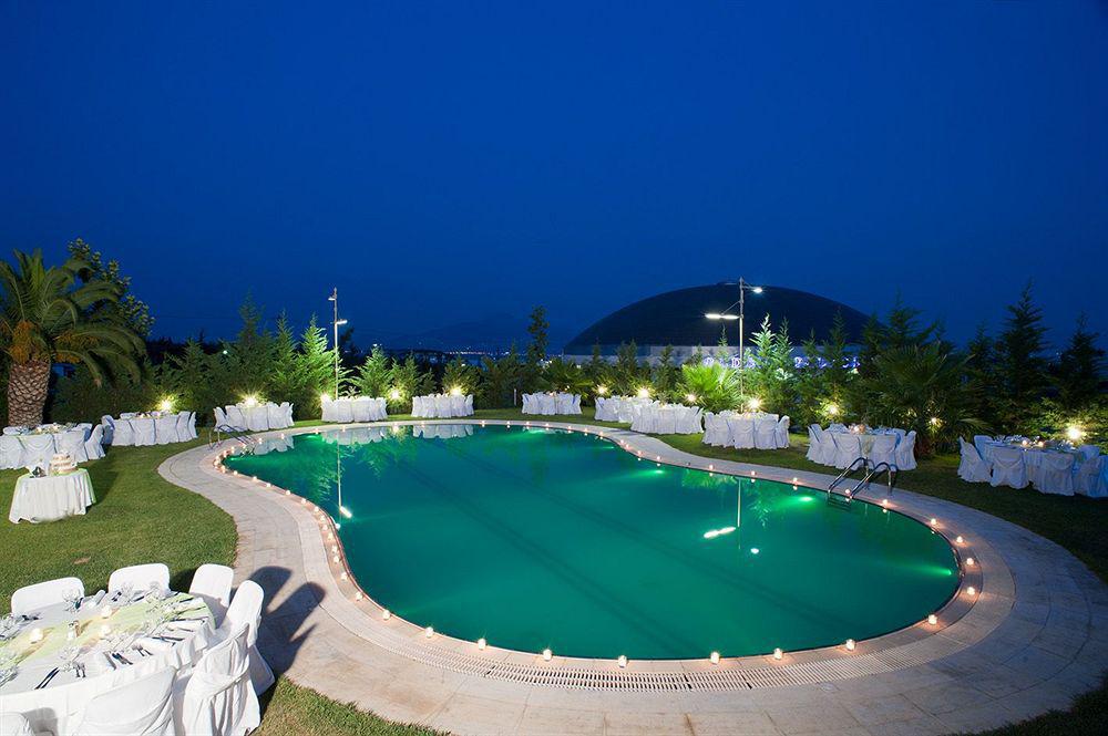 Parnis Palace 4*